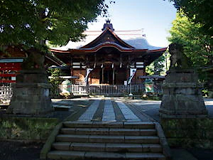 神社正面